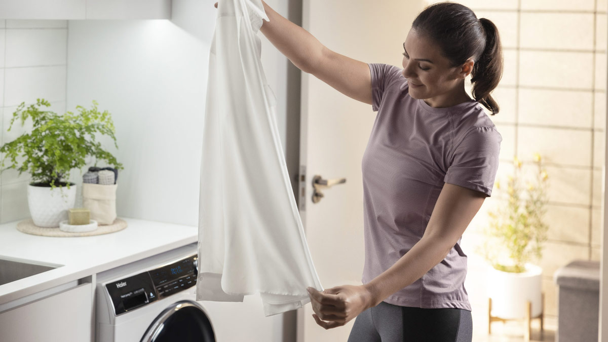 White t-shirt look fresh after a wash and dry